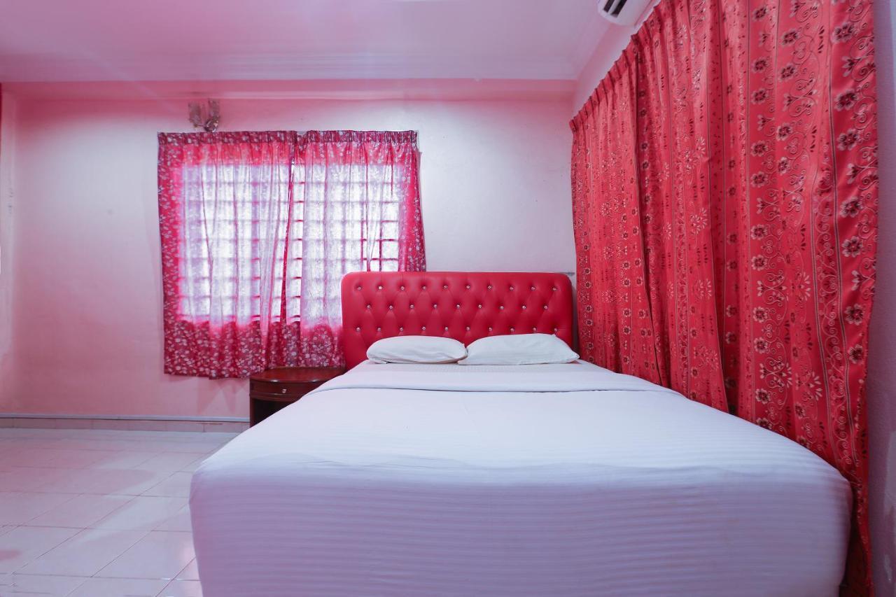 Oyo 89892 Hotel Jeli Inn Extérieur photo
