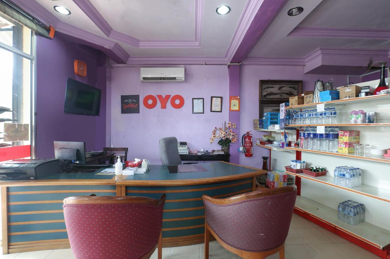 Oyo 89892 Hotel Jeli Inn Extérieur photo